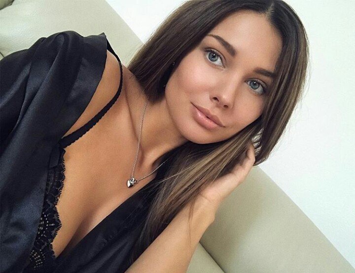 Индивидуалка Санкт-Петербурга Алина +7(911)084-82-60