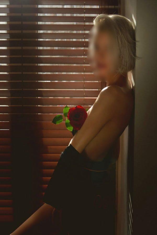 Путана Санкт-Петербурга Алла +7(981)924-18-93